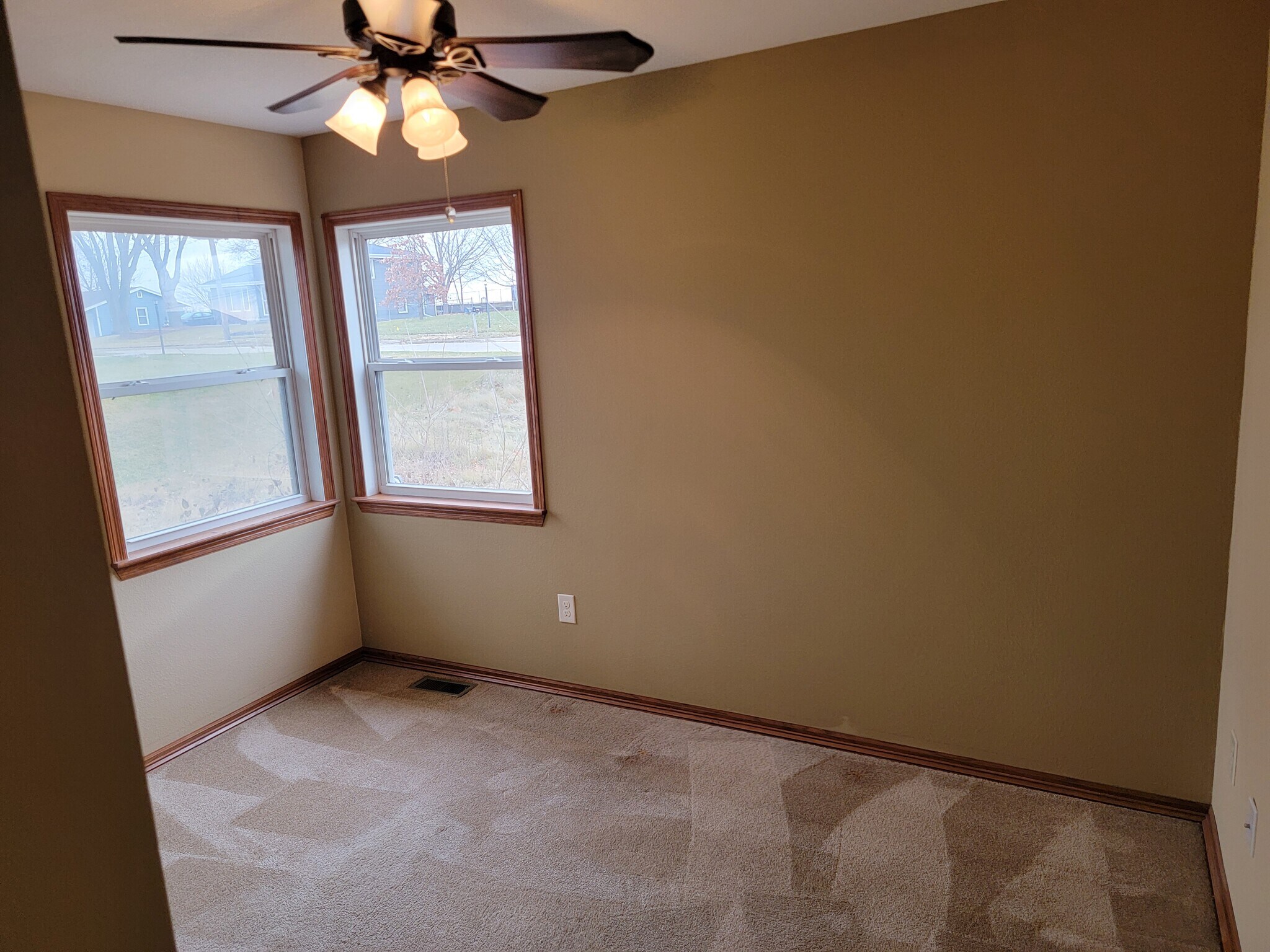 Building Photo - 8217 Leisure Ln