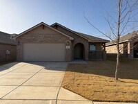 Building Photo - Harvest Neighborhood Beauty