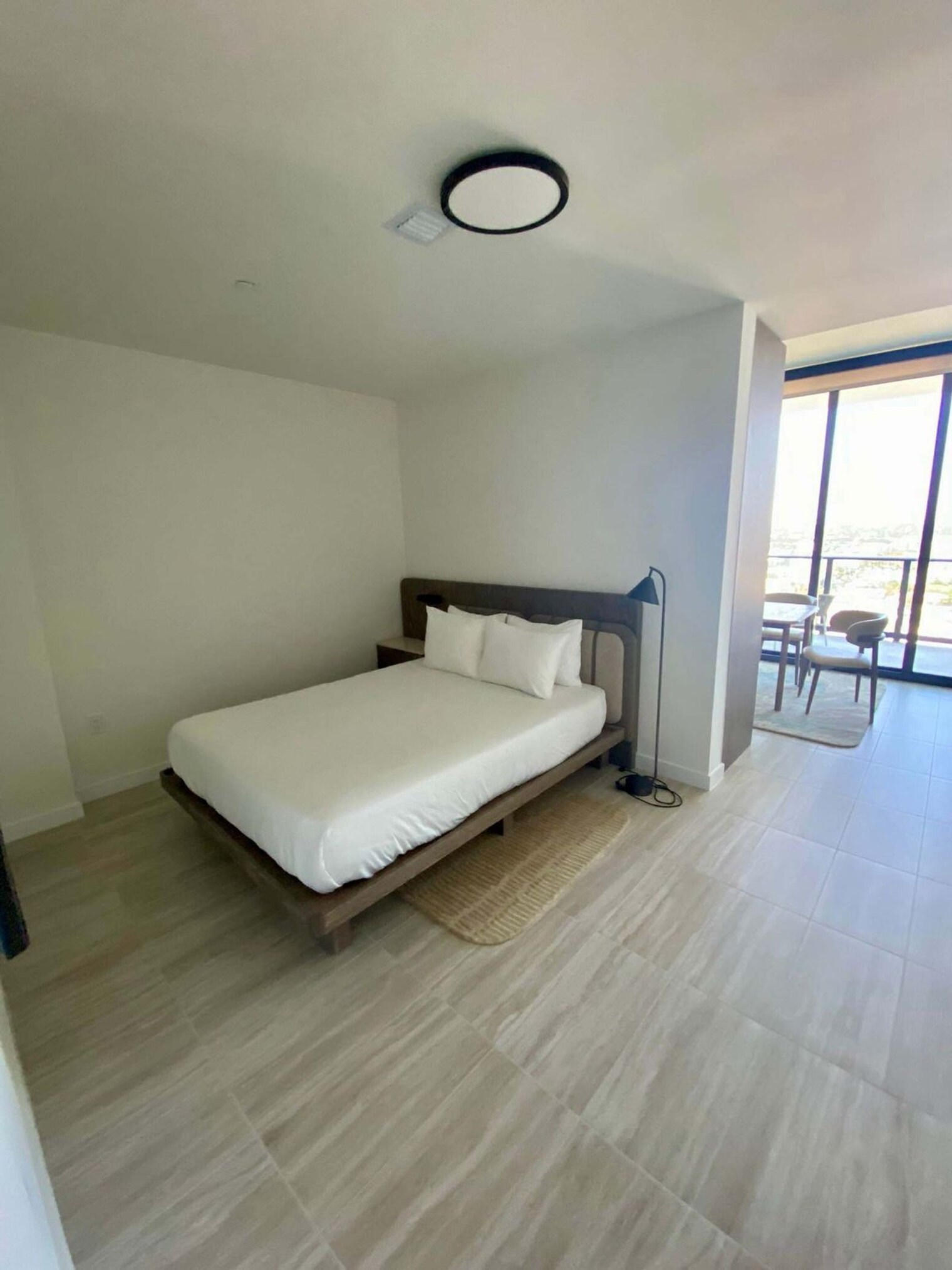 Building Photo - 580 72nd St