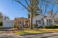 Building Photo - 717 Harmony Rd