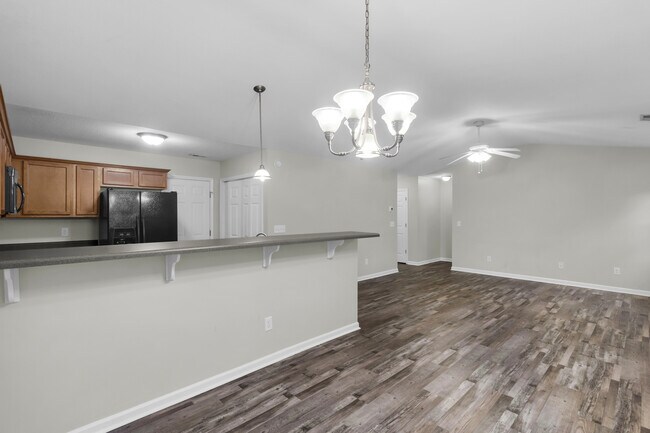 Building Photo - 152 Crooked Run Dr
