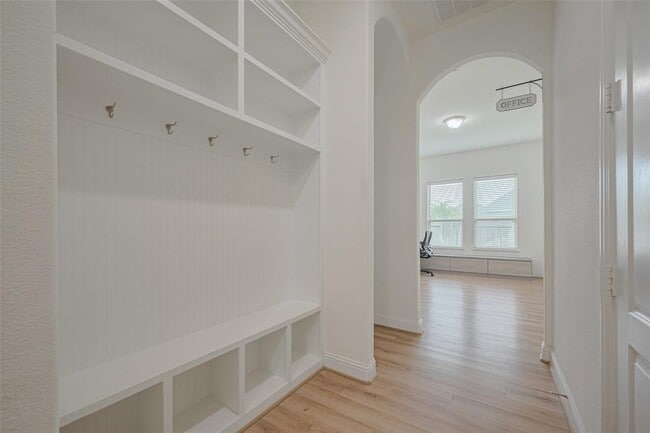 Building Photo - 6315 Nectar Grove Ct