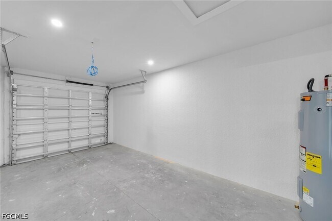 Building Photo - 747 Alabama Rd S