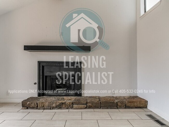 Building Photo - 2 Bed 2 Bath Garden Home in SW OKC's The R...
