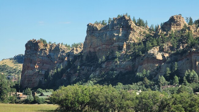 Building Photo - 4555 Sentinel Rock Terrace