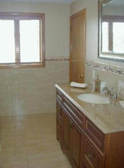 Building Photo - 6 Glover Dr