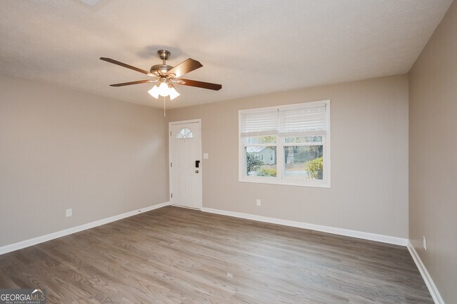 Building Photo - 5375 Rocky Pine Dr