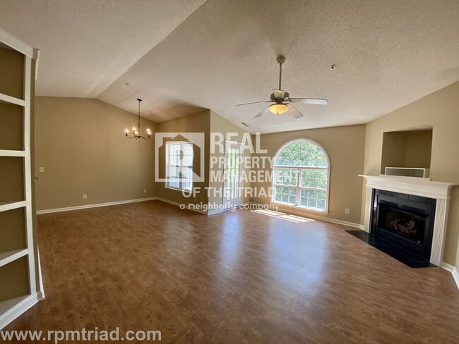 Building Photo - *Move In Special* Deacon Ridge Gated Commu...