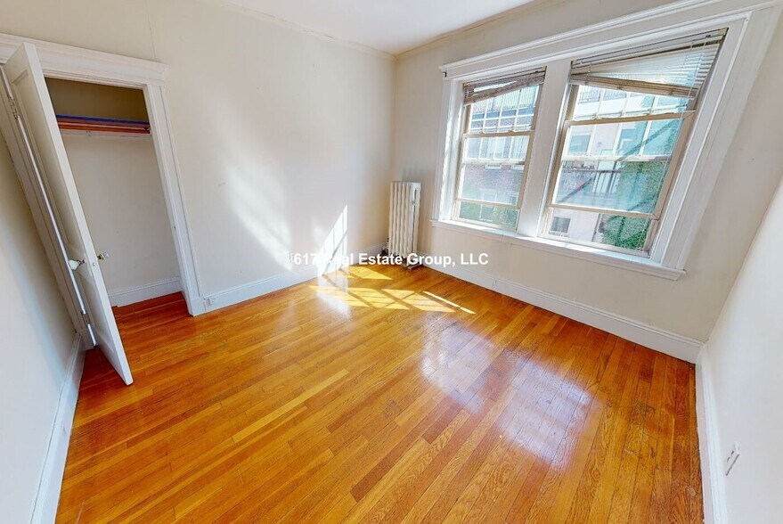 Building Photo - 1788 Beacon St