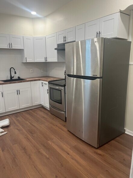 New kitchen - 1131 W Court St