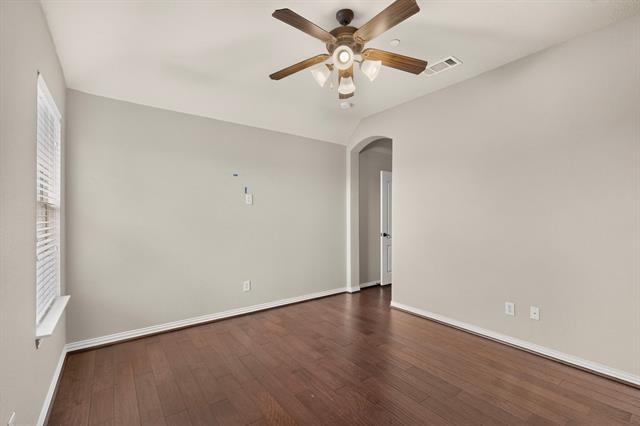 Building Photo - 475 Fenwick Dr
