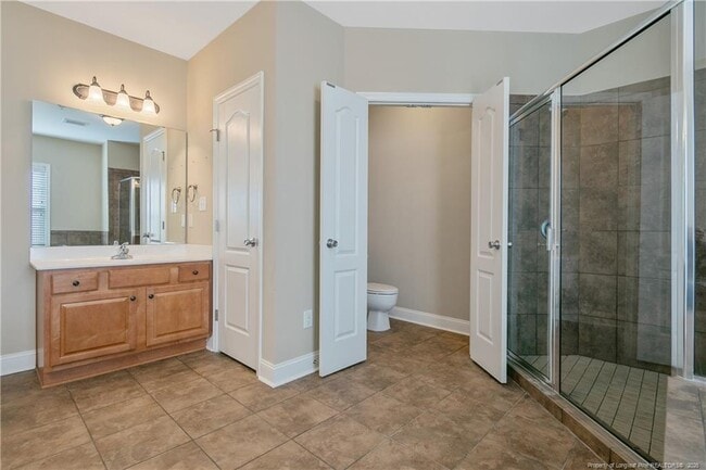 Building Photo - 1611 Bluffside Dr