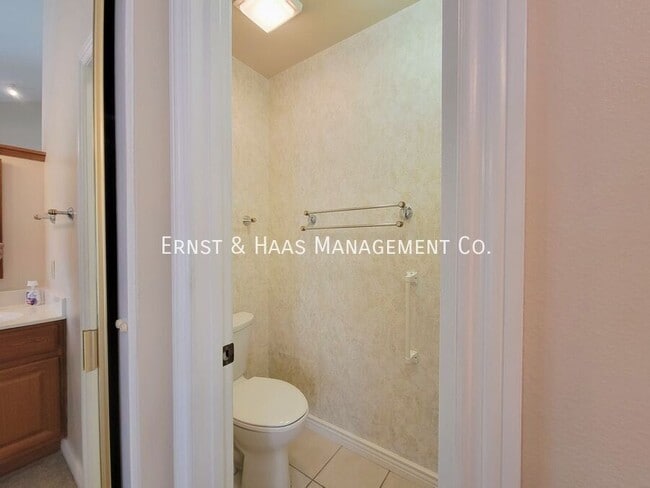 Building Photo - 12314 Ashworth Pl