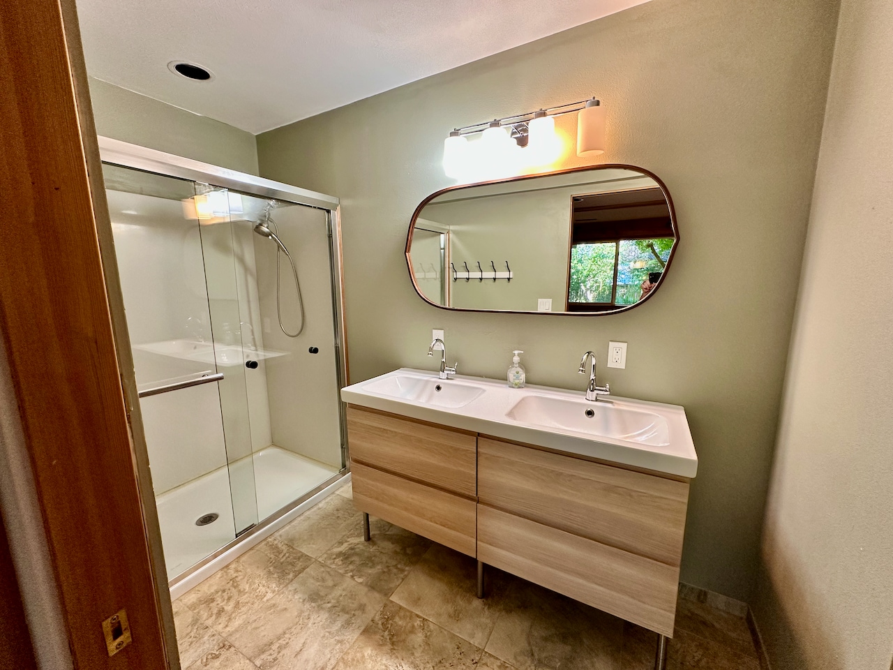 downstairs shared bathroom - 1647 Jeannette Plz NW
