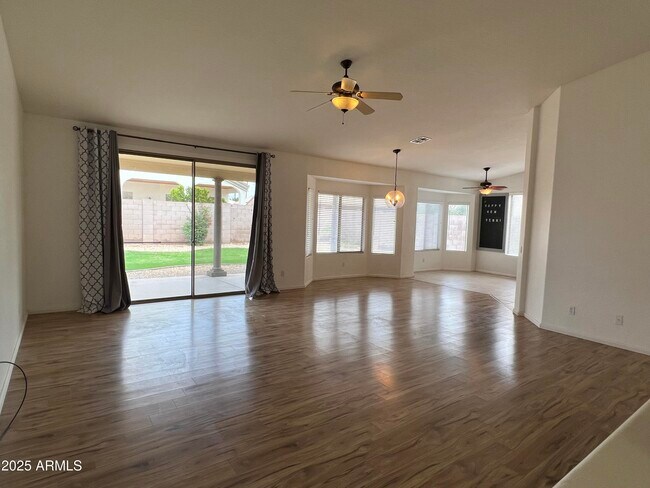 Building Photo - 4484 E Redfield Ct