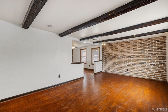 Building Photo - 129 Woodell Ave