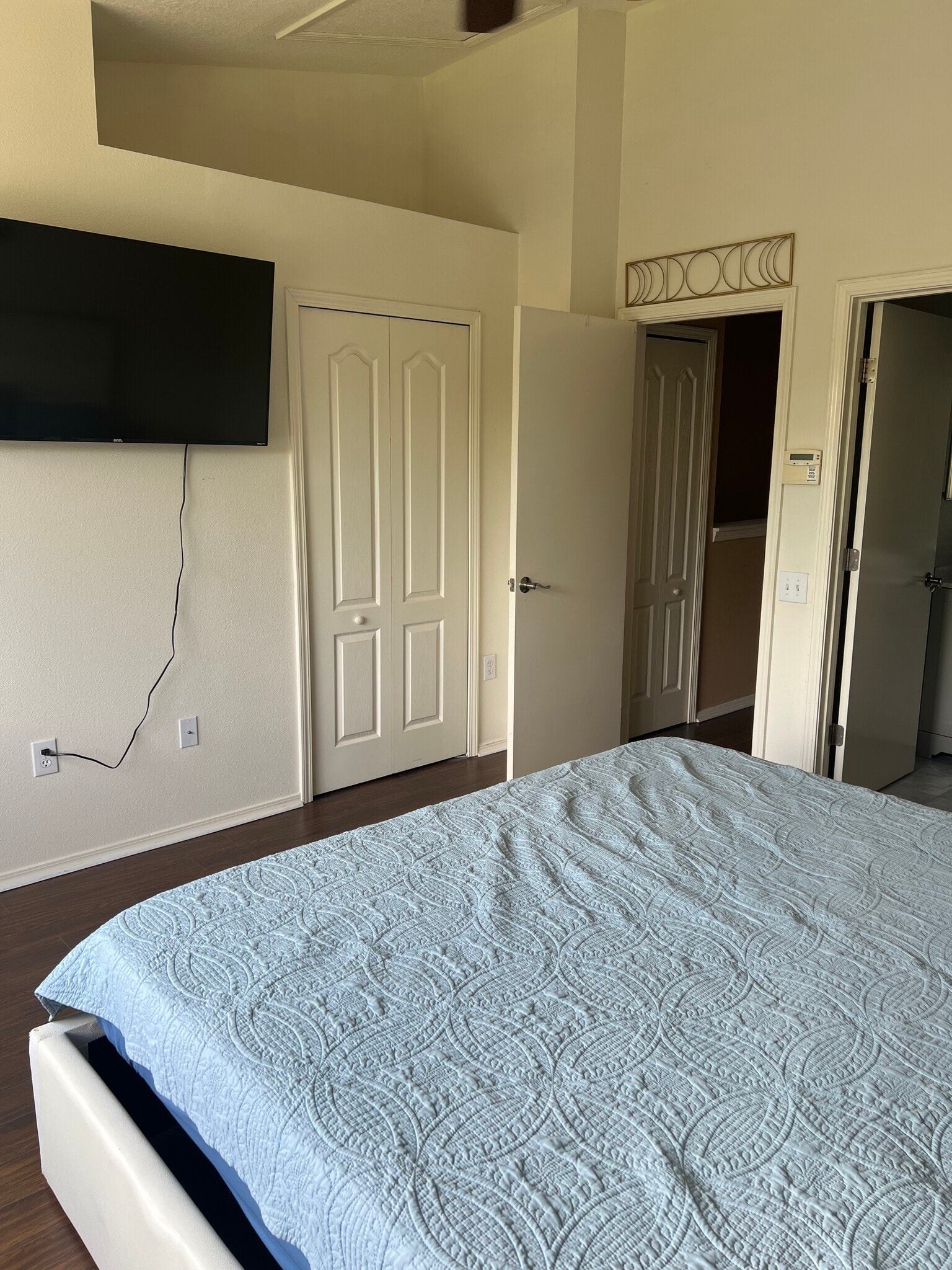 Building Photo - 1132 Kennewick Ct