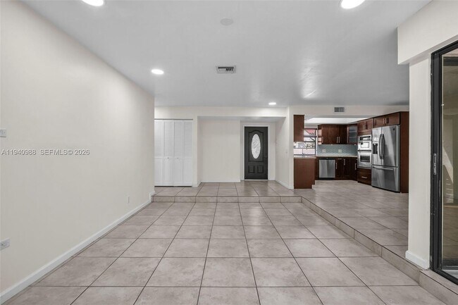 Building Photo - 11125 SW 134th Ct