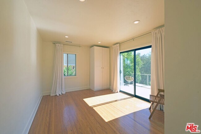 Building Photo - 11764 Laurelcrest Dr