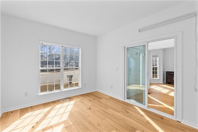 Building Photo - 111 Bellewood Ct