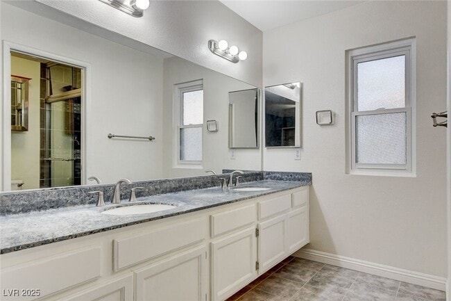 Building Photo - 446 Nettleton Cir