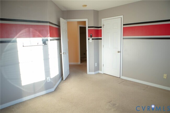 Building Photo - 2112 Lindsey Gabriel Dr