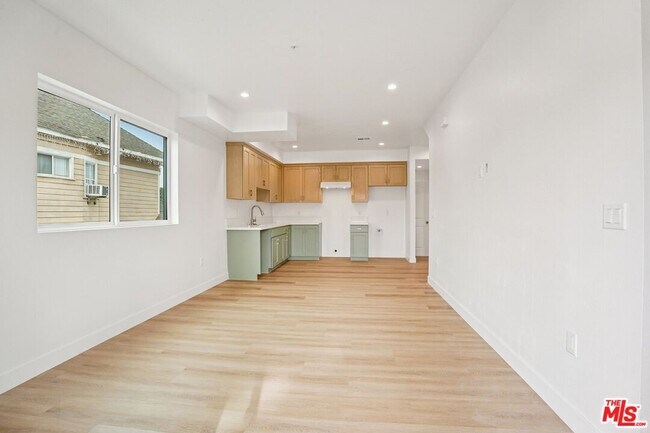 Building Photo - 1185 Leighton Ave