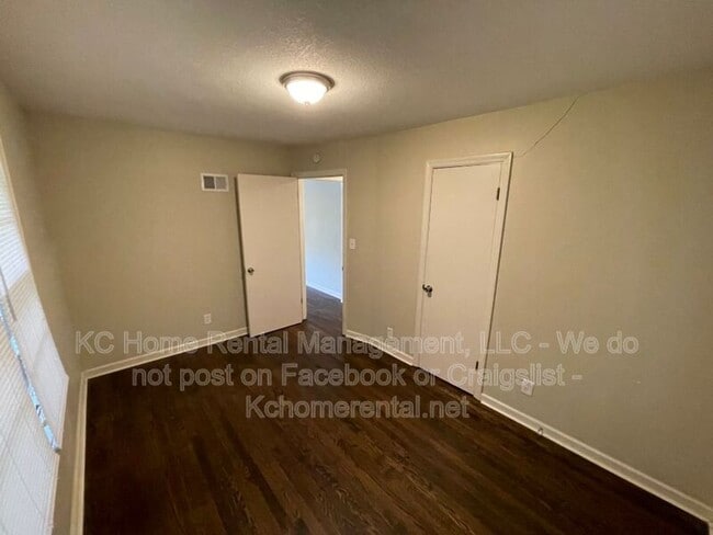 Building Photo - 5311 Reeds Rd