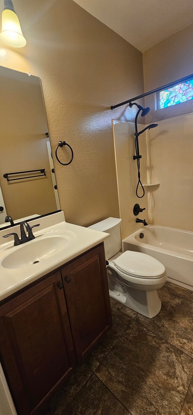 Building Photo - Welton Place