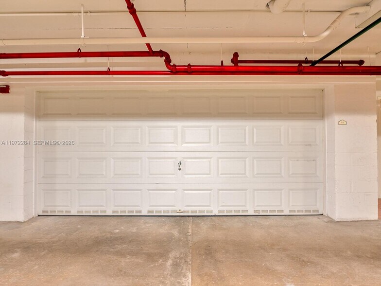 Building Photo - 2051 SE 3rd St