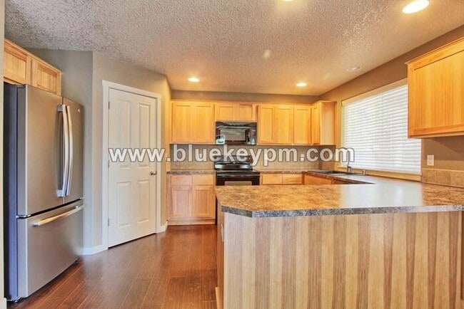 Building Photo - 3 Bed, 2 Bath Home in Battle Ground