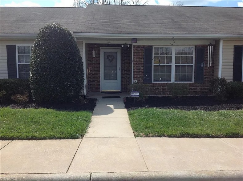 Primary Photo - 2932 WaterStone Loop