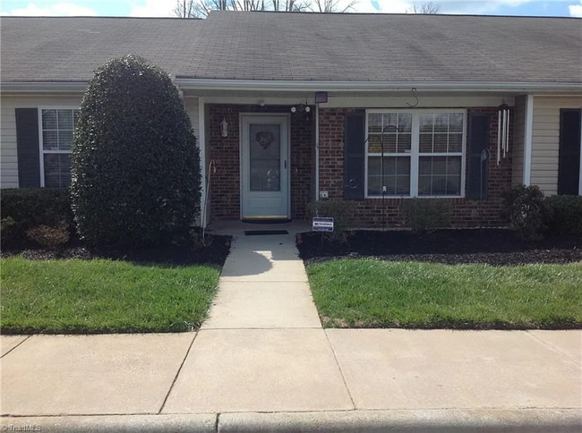 Building Photo - 2932 WaterStone Loop