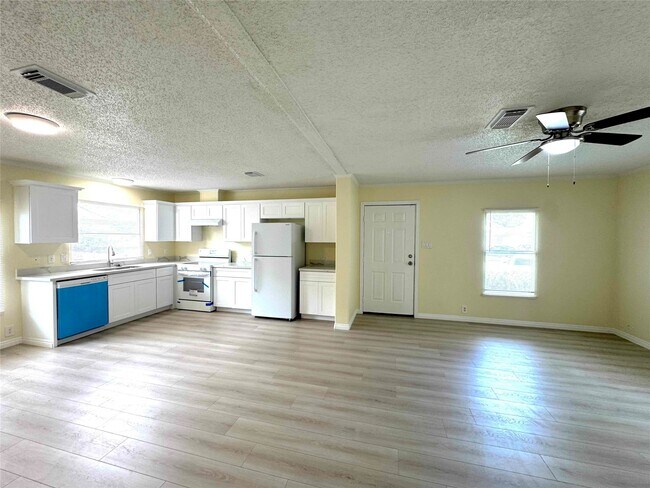 Building Photo - 11730 Greenglen Dr