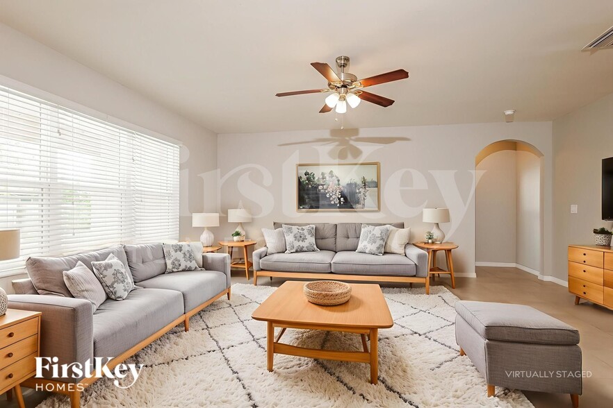 Building Photo - 1622 SW 22nd St