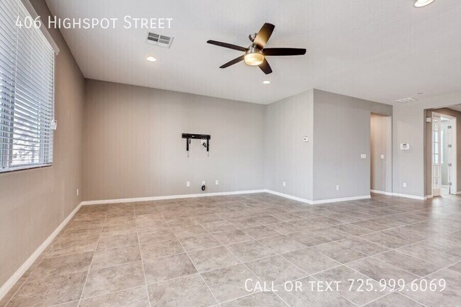 Building Photo - 406 Highspot St