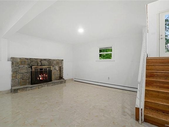 Building Photo - 96 Sagamore Dr