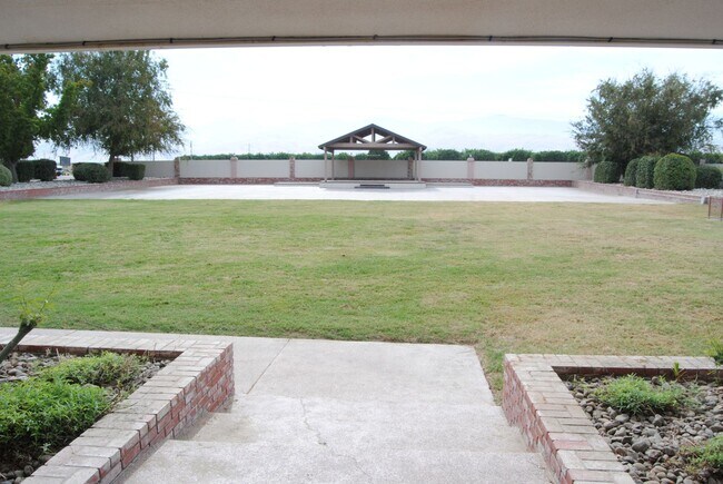 Building Photo - 114500 Maricopa Hwy