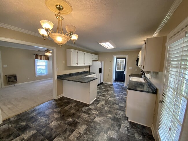 Building Photo - 4251 Frog Level Rd