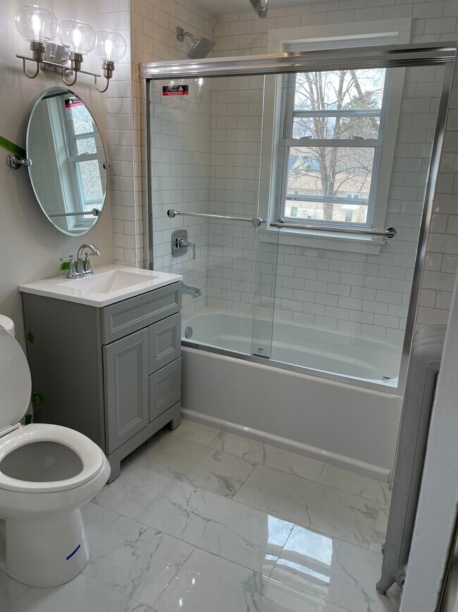 Beautifully new finished bathroom - 62 Plymouth St
