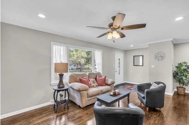 Building Photo - 8604 Ford Ave