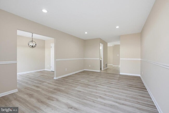 Building Photo - 744 Cordell Way