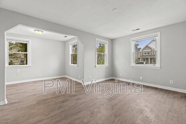 Building Photo - 3424 Argonne Ave