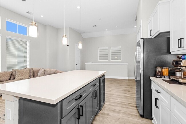 Building Photo - 7707 Nasser Ln