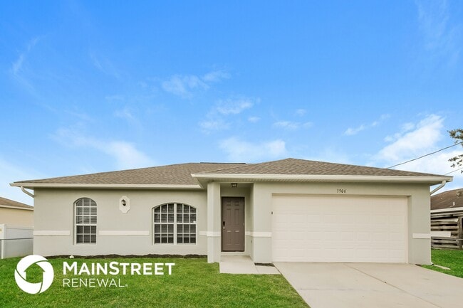 Building Photo - 3906 11th St W