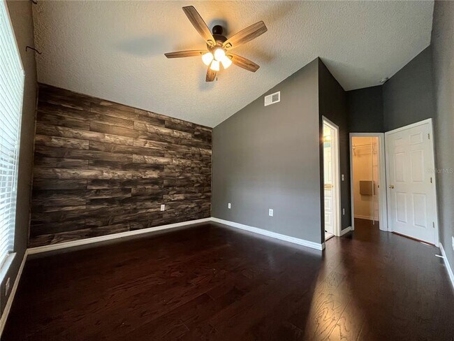 Building Photo - 7503 S West Shore Blvd