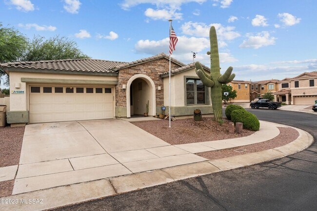 Building Photo - Spool Home on the Lake in Gated Rancho Sah...