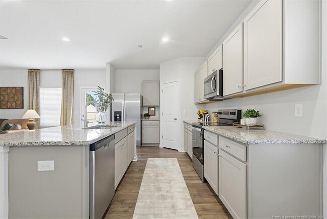 Building Photo - 594 Melbourne Dr