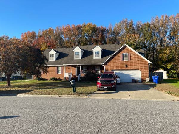 Primary Photo - 1721 Mill Wood Way