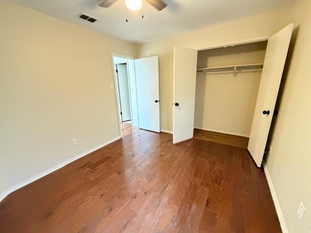 Building Photo - 5305 Manhassett Dr